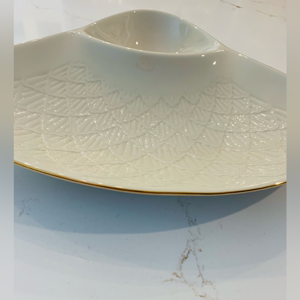 Lenox 16”  Serving Platter 16” x 12” NEW Unused Shell shaped - Picture 12 of 16